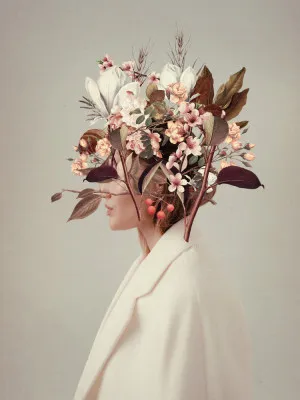 Verticale illustratie van vrouw met surrealistische roze bloemen en beige tinten in portretstijl