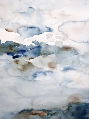 Verticale aquarelillustratie van een winters landschap met sneeuw, wolken en een bevroren natuur in zachte blauwtinten