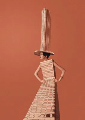 Illustratie van een vrouw in een oranje jurk en hoed, met surrealistische stadselementen op een verticale achtergrond