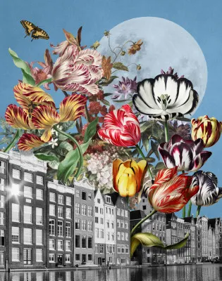 Verticale illustratie van kleurrijke tulpen en ingewikkelde vlinders boven Amsterdamse grachten en gebouwen