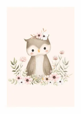 Verticale illustratie van een bosuil omringd door bloemen in zachte roze en perzik tinten, natuur en kinderkamer decor