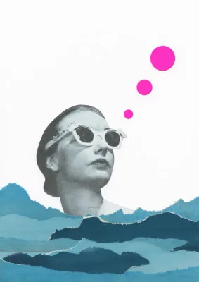 Verticale illustratie van vrouw aan zee met blauwe en roze abstracte vormen en zonnestralen